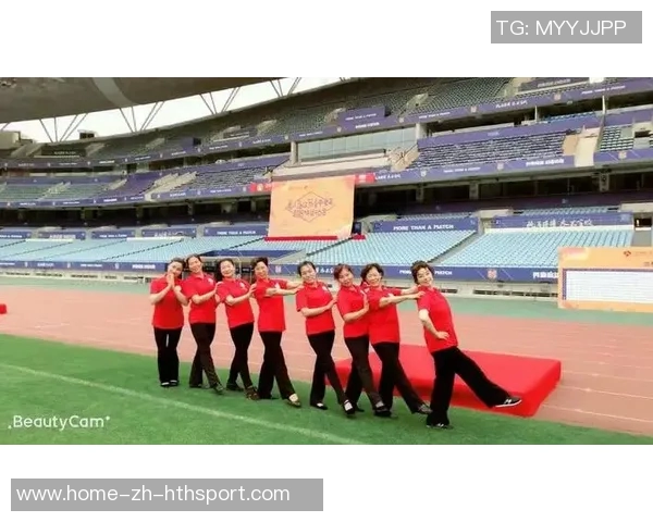 拉松畅谈更衣室开放氛围让每位成员都能自由表达自己的想法 拉松畅谈更衣室开放氛围让每位成员都能自由表达自己的想法